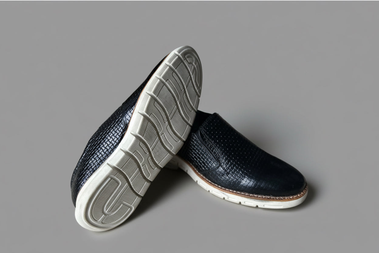 Men’s shoe Casual white soles